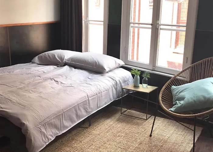 Amsterdam Red Light Bed & Breakfast